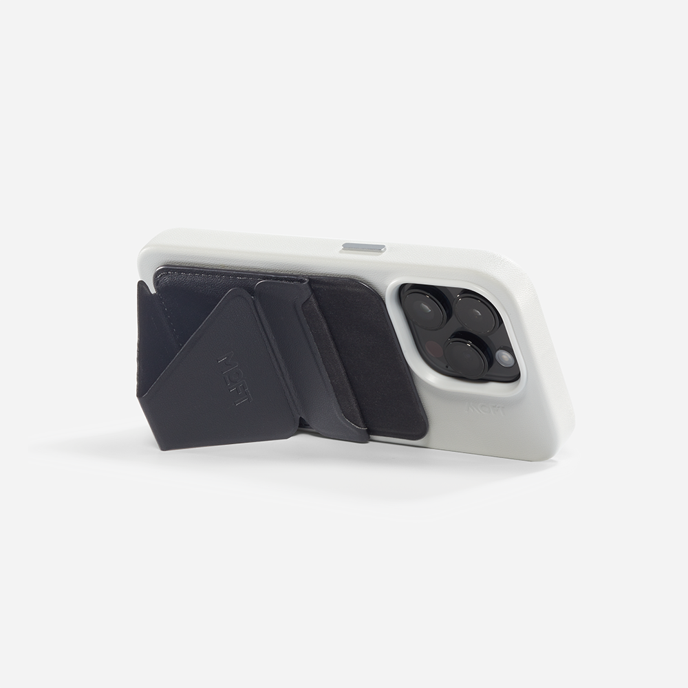 iPhone 15 Hülle mit 2 in 1 Ständer & Kartenetui Set – MagSafe kompatibel