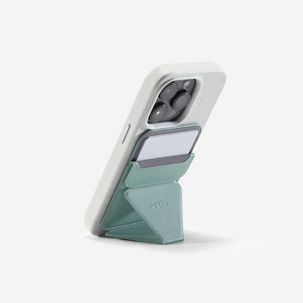 iPhone 15 Hülle mit 2 in 1 Ständer & Kartenetui Set – MagSafe kompatibel