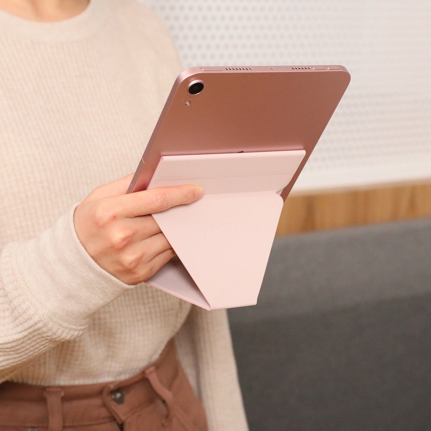 Snap Tablet Stand For Tablets MS009M