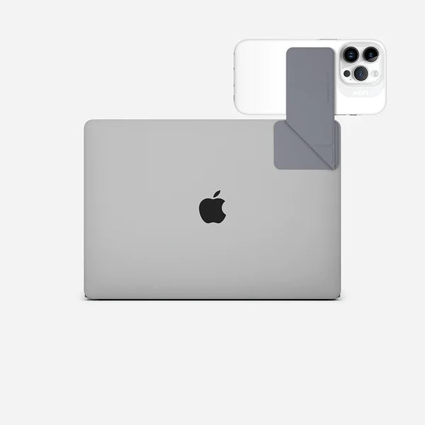 Flexible Handy Halterung am Laptop oben